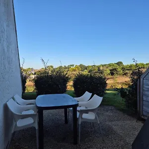 Vue Hébergement de vacances Guidel
